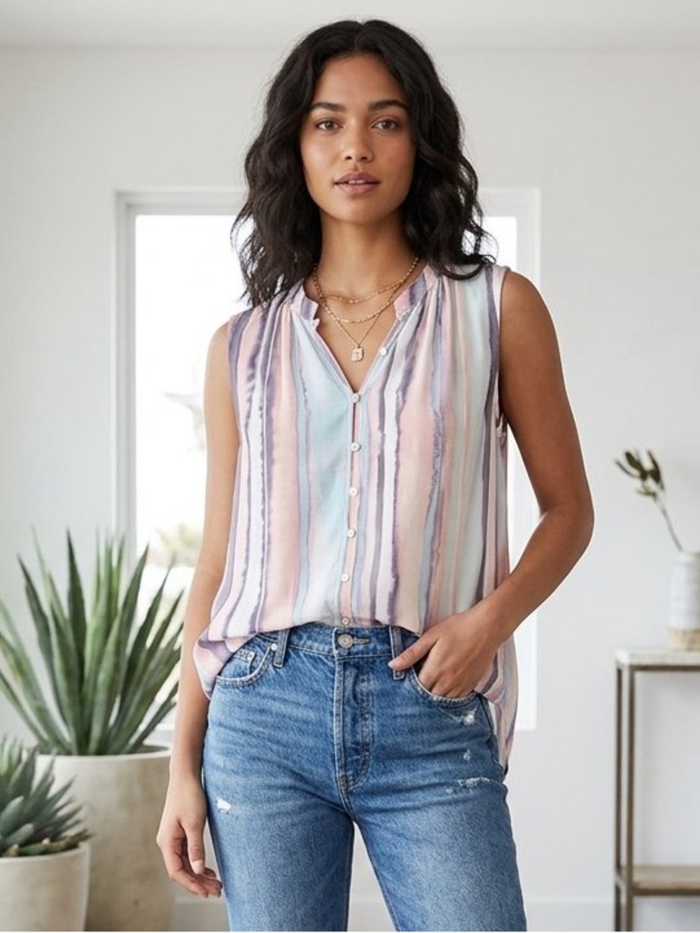 cloth & stone Gray Pleated Sleeveless Tank Top with Pink Trim